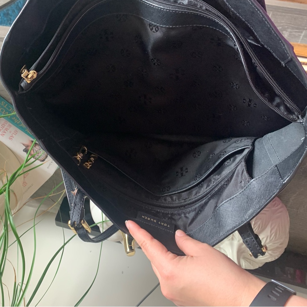 Authentic Tory Burch black tote - Picture 6 of 8